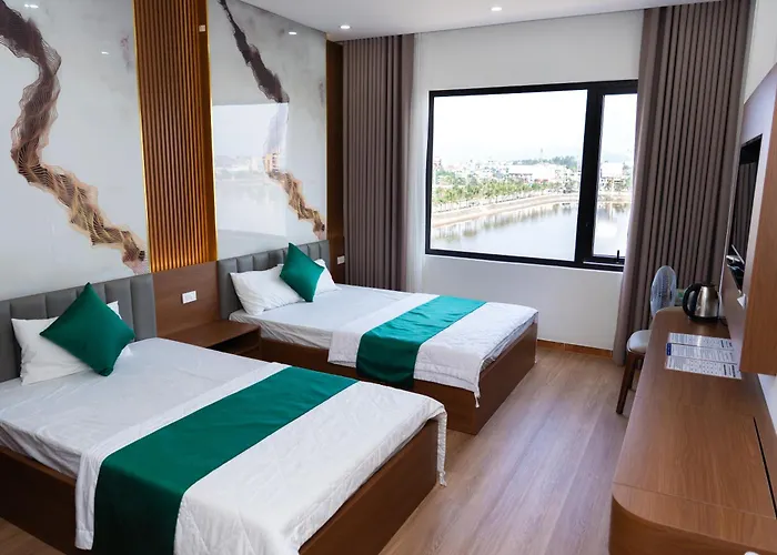 Hotel 12 Ao Ca Ha Long
