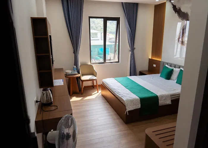 Hotel 12 Ao Ca