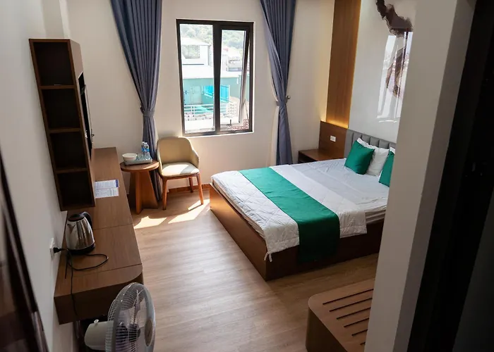 12 Ao Ca Hotel 3*