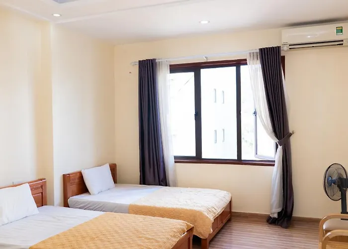 12 Ao Ca Hotel